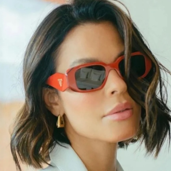 Excluded Prada Sunglasses, New 375 - Picture 2 of 11